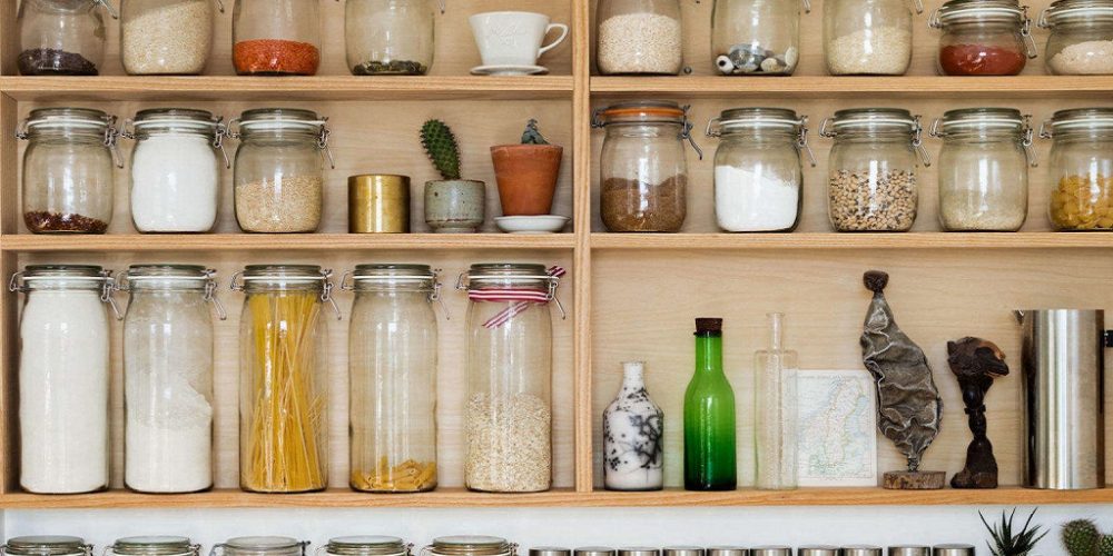 organizing a small kitchen