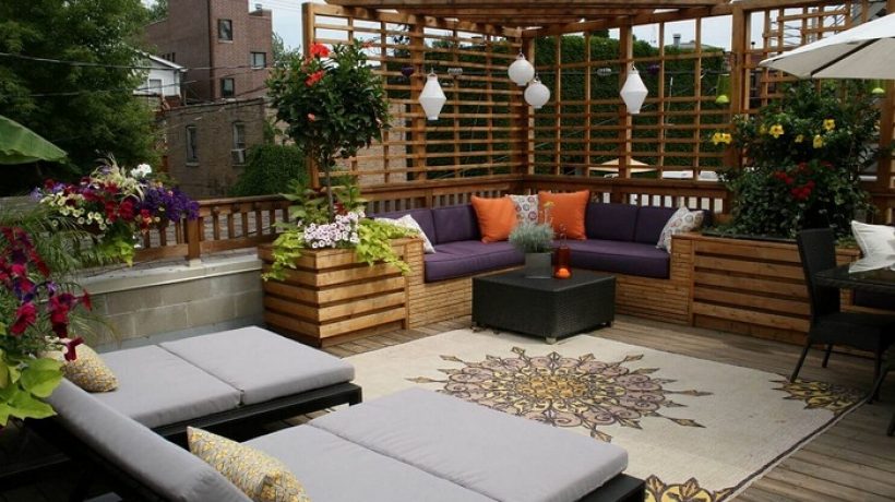 Decorating a Terrace For All Seasons