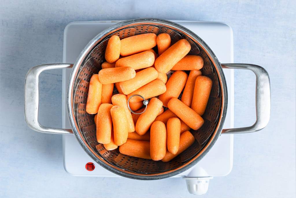 How long do you boil carrots for