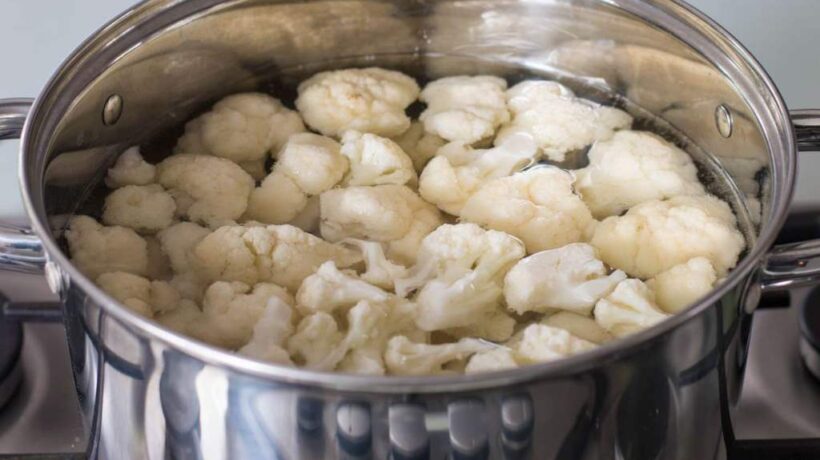 Boiling Cauliflower: The Art of Perfect Timing and Flavor